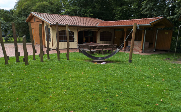 Spielplatz mit Unterstand in Diepenau Burghof/Amtshof Spielplatz mit Unterstand in Diepenau Burghof/Amtshof