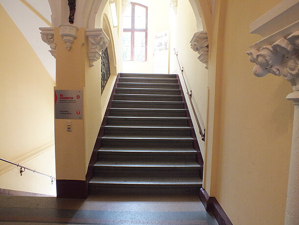 Treppenhaus zur 1. Etage