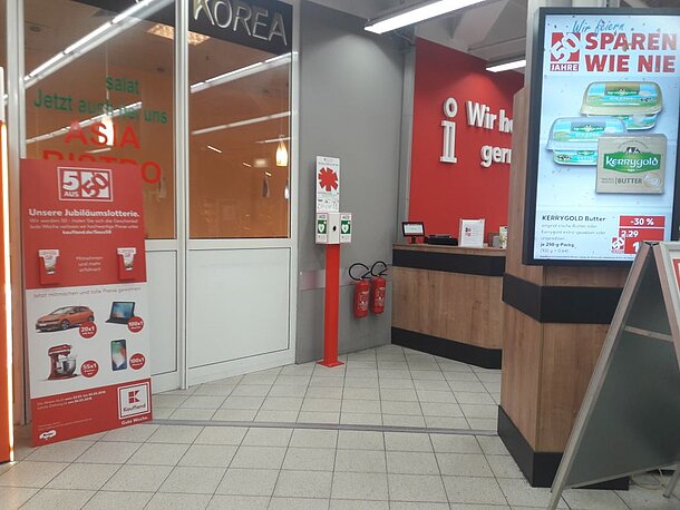 AED Geraet am Service AED Geraet am Service