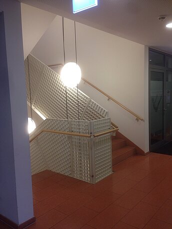 Treppenhaus. 2. Stock