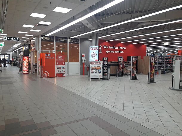 Eingang Kaufland Grosszschocher Eingang Kaufland Grosszschocher