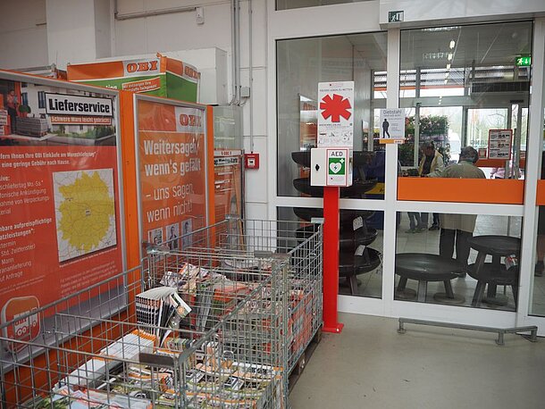 OBI Wachau_AED Geraetestandort OBI Wachau_AED Geraetestandort