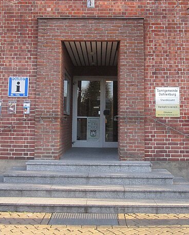 Eingang Rathaus Dahlenburg