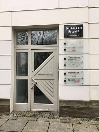 Hauseingang_Bürohaus Hauseingang_Bürohaus