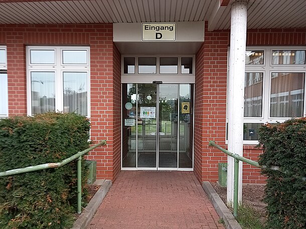 Eingang D der BBS Nienburg Eingang D der BBS Nienburg