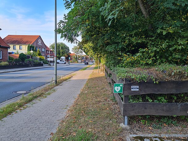 AED Hinweis an der Verdener Landstraße