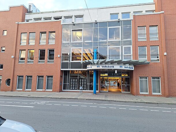 Haupteingang zur Filiale der Volksbank in Nienburg Haupteingang zur Filiale der Volksbank in Nienburg