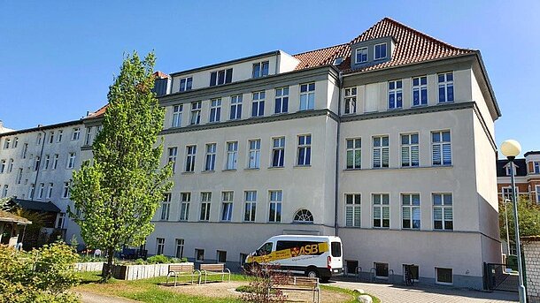 Hofseite "Alte Schule" 