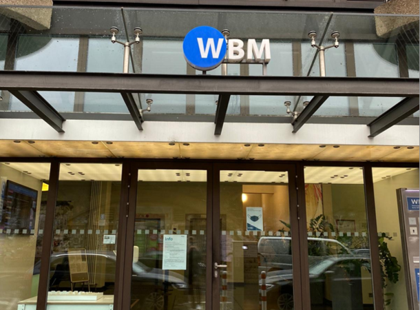 Eingang der WBM Zentrale Eingang der WBM Zentrale