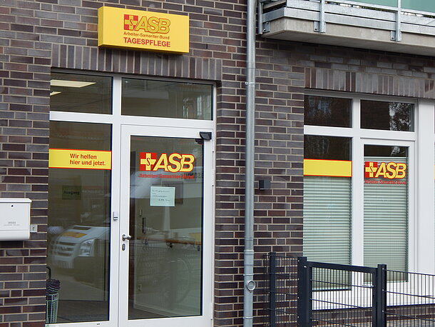 Eingang Lübecker Straße 81