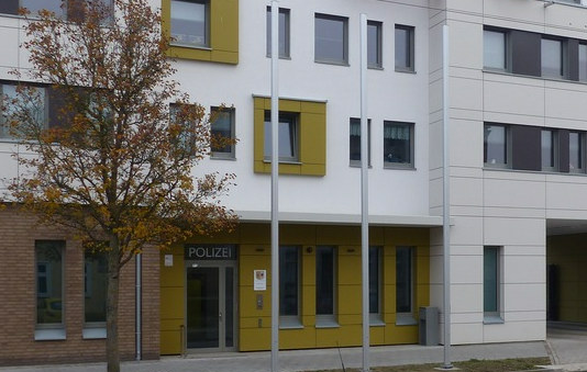 Eingang Polizeirevier