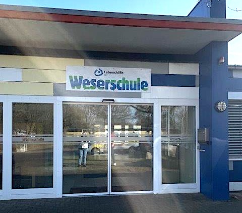 Eingang zur Weserschule Hoya Eingang zur Weserschule Hoya